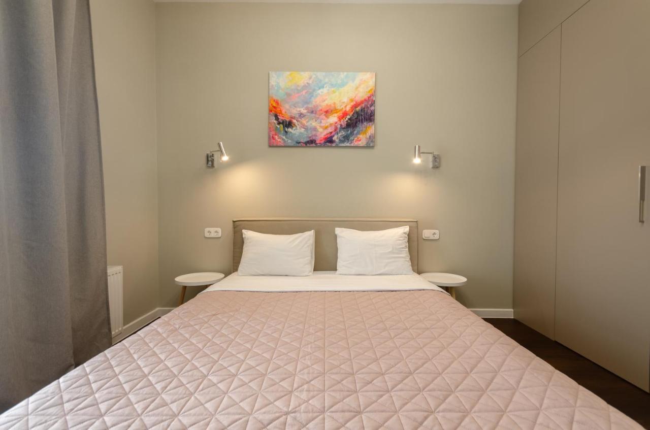 Petrovdom 408-467-471-277-377 In Central Park Cozy Apartments Київ Екстер'єр фото
