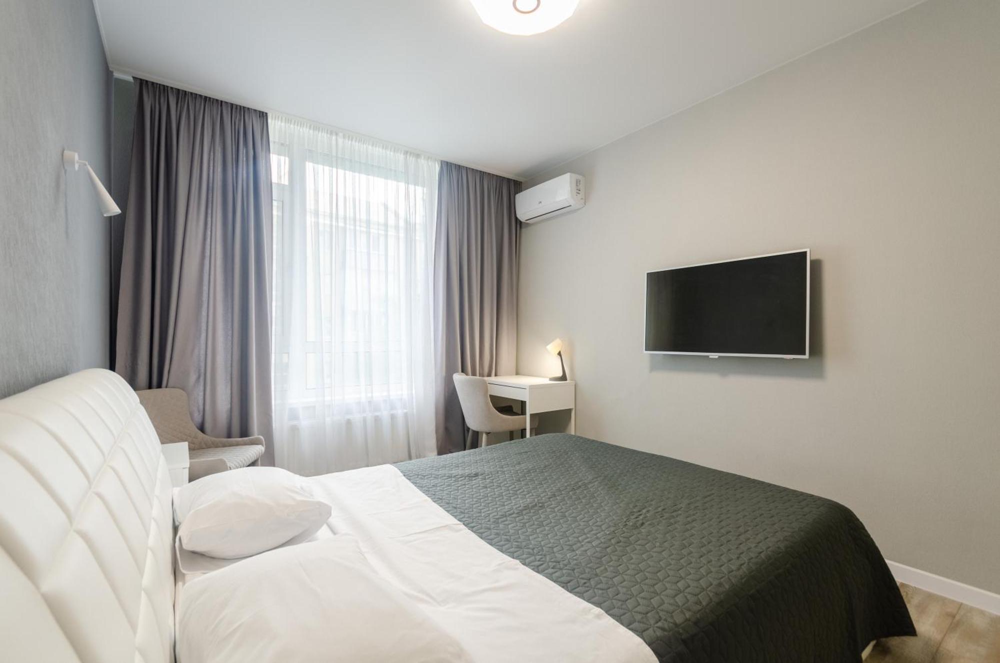 Petrovdom 408-467-471-277-377 In Central Park Cozy Apartments Київ Екстер'єр фото