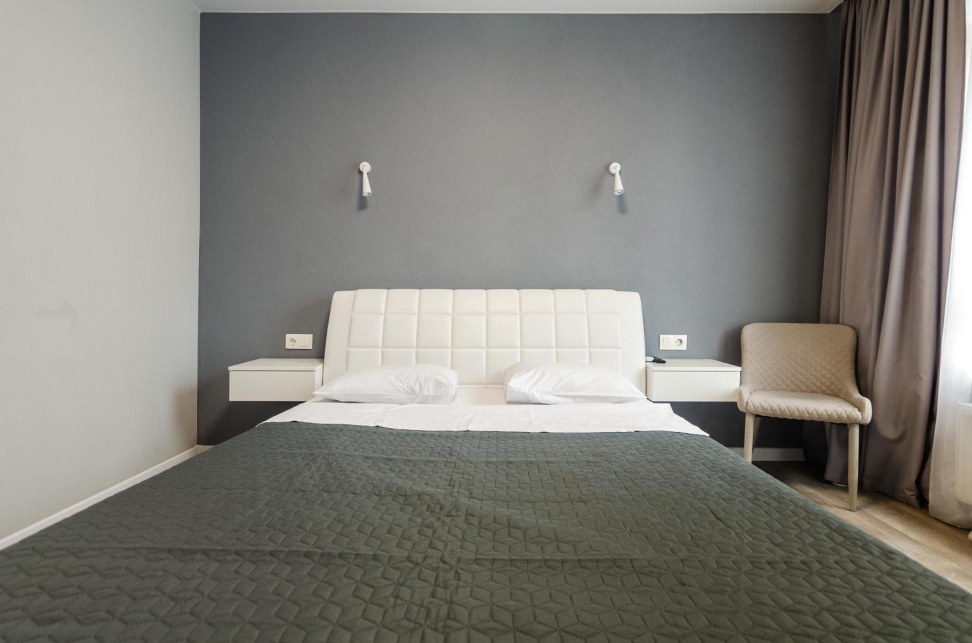 Petrovdom 408-467-471-277-377 In Central Park Cozy Apartments Київ Екстер'єр фото